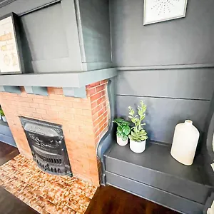 https://cubier-peaceful-2-bedroom-home-nh-win.topanaheimhotels.com