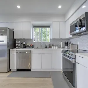 https://mm.topanaheimhotels.com
